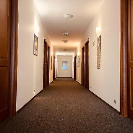 فندق مبيت وإفطار Royal House بياووغارد